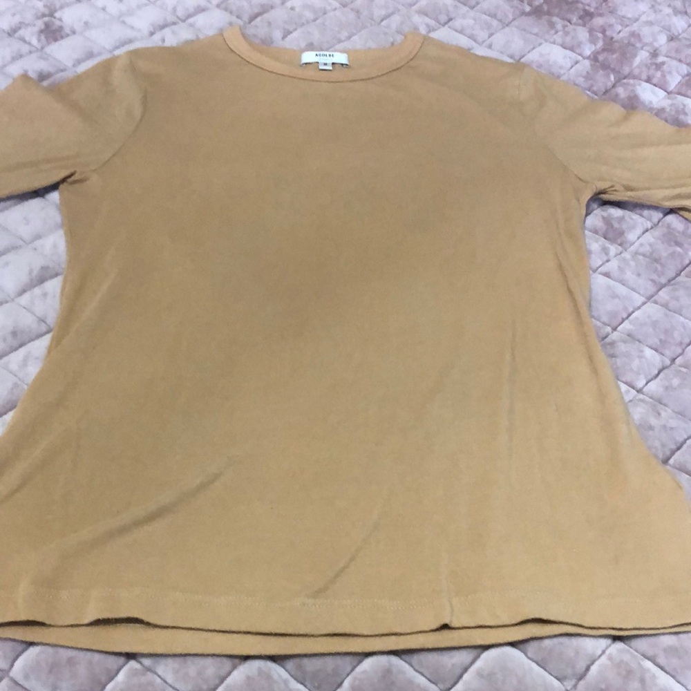 - Agolde tee